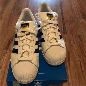 Adidas Superstar